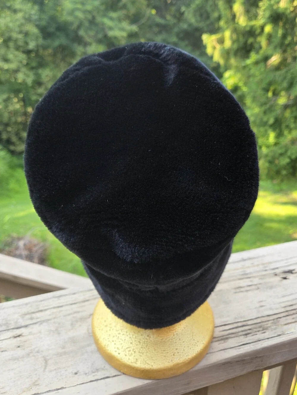 Plush Faux Fur Bucket Hat - Women's Accessory